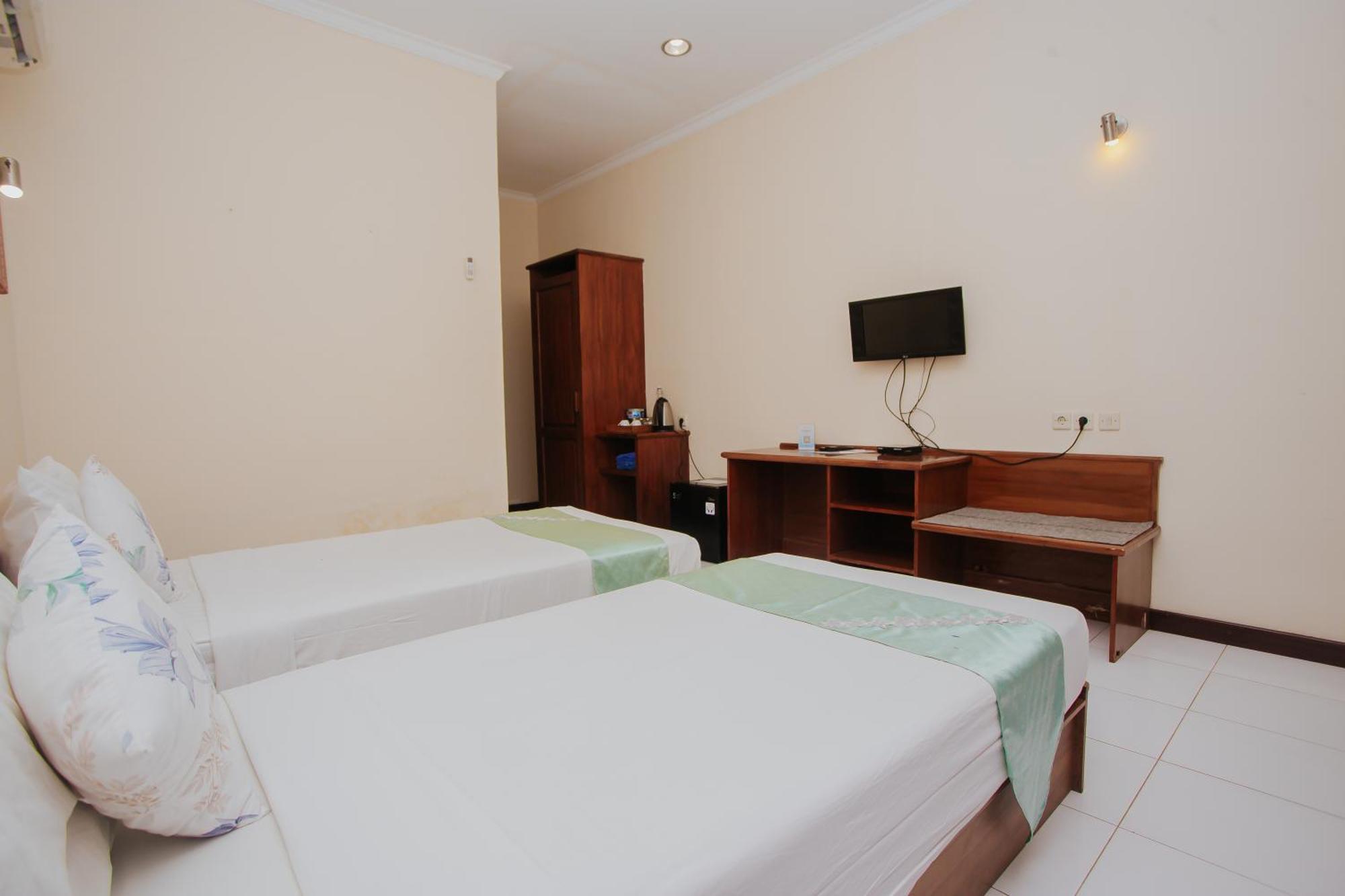 Medana Bay Marina Hotell Paloh Exteriör bild